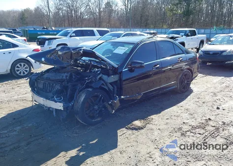 2014 Mercedes-Benz C 300 Luxury 4Matic/Sport 4Matic из США, поврежденный, VIN WDDGF8AB9ER325119